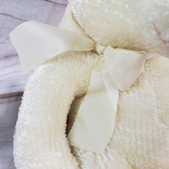 Russ L'amour Chenille Cream Valentine Teddy Bear Red Velvet Heart 12 Inch 4862 - Picture 3 of 11